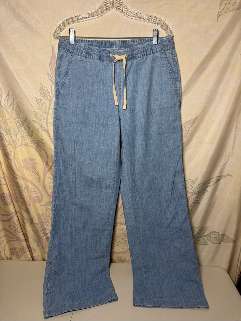 L. L. bean favorite fit denim size 10